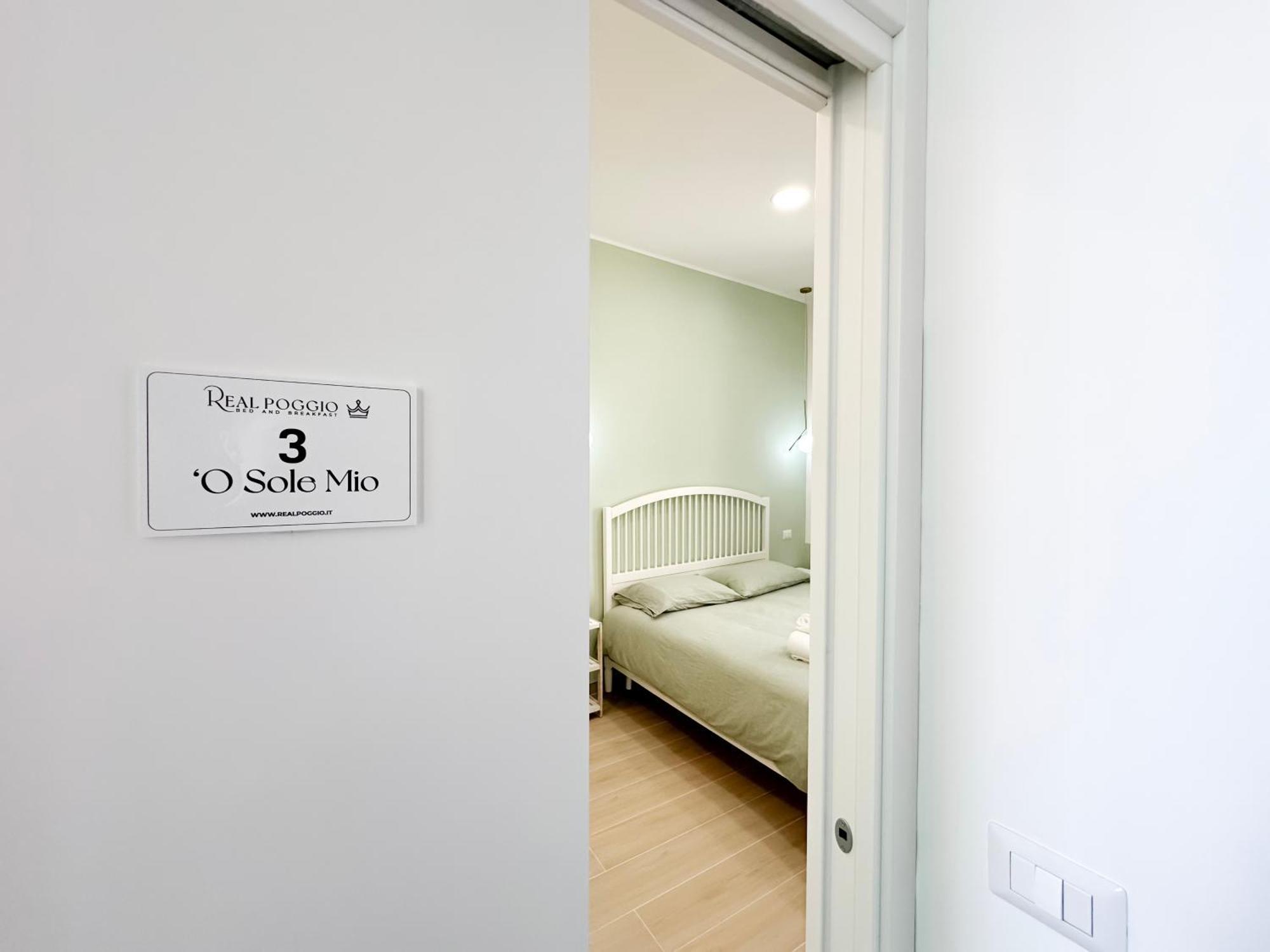 Real Poggio Hotel Nápoly Kültér fotó
